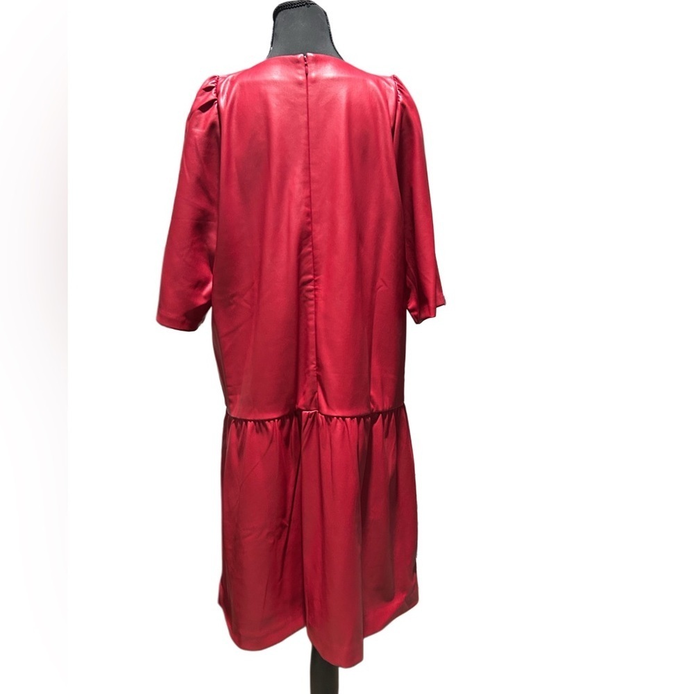 Ann Taylor Vibrant Red Faux Leather Short Sleeve Dress, Size 16 - Picture 2 of 5